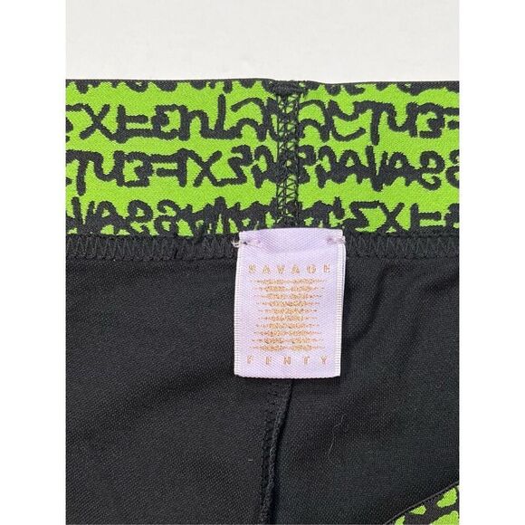 Savage X Fenty by Rihanna Forever Savage Legging Black Neon Green Detail XL 1X - Picture 3 of 10